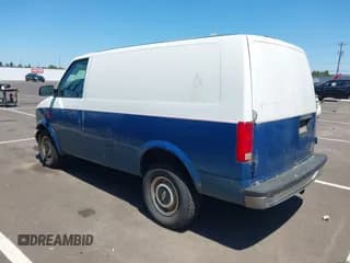 ✅ 1998 GMC Safari Cargo • VIN: 1GTDM19W1WB541719 • Lot: 42660888. Wystawiony na IAAI z przebiegiem 221 667 mil. Bezpłatny archiwum sprzedaży aukcyjnych z USA i szczegółowy raport historii pojazdu na DreamBid. Zdjęcie 3.