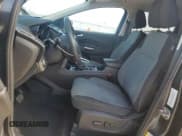 ✅ 2017 Ford Escape SE • VIN: 1FMCU0GD9HUB65314 • Lot: 55990195. Wystawiony na Copart z przebiegiem 128 344 mil. Bezpłatny archiwum sprzedaży aukcyjnych z USA i szczegółowy raport historii pojazdu na DreamBid. Zdjęcie 7.