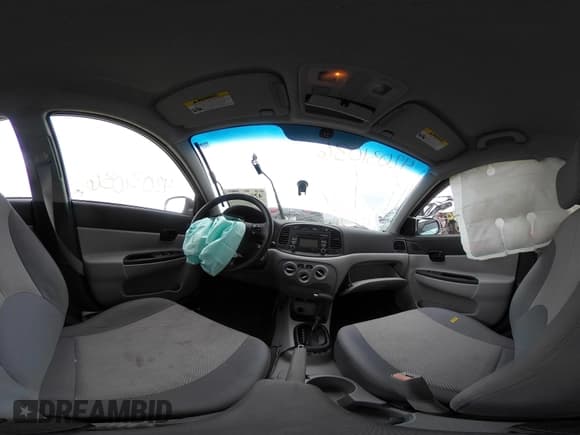 ✅ 2010 Hyundai Accent GLS • VIN: KMHCN4AC5AU477897 • Лот: 42031036. Опубликован ранее на IAAI с пробегом 121 498 миль. Бесплатный доступ к архиву аукционных продаж из США и подробный отчёт об истории автомобиля на DreamBid. Изображение 17.