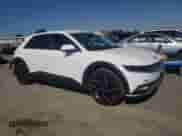 2022 Hyundai Ioniq 5 SE z VIN KM8KMDAF9NU113819, wystawiony jako Copart lot #69827244 z przebiegiem 61 916 mil mil oraz Szkoda całkowita • Salvage title. Historia ofert i sprzedaży dostępna na DreamBid. Obrazek 4.