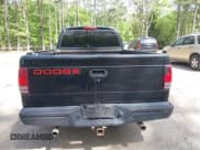 ✅ 1997 Dodge Dakota • VIN: 1B7FL26X6VS243843 • Lot: 42116742. Wystawiony na IAAI z przebiegiem 266 588 mil. Bezpłatny archiwum sprzedaży aukcyjnych z USA i szczegółowy raport historii pojazdu na DreamBid. Zdjęcie 16.