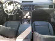 ✅ 2021 Volkswagen Atlas SE • VIN: 1V2KP2CA3MC544046 • Lot: 51870125. Wystawiony na Copart z przebiegiem 85 976 mil. Bezpłatny archiwum sprzedaży aukcyjnych z USA i szczegółowy raport historii pojazdu na DreamBid. Zdjęcie 8.