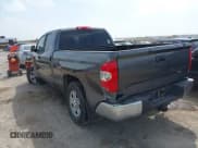 ✅ 2019 Toyota Tundra SR • VIN: 5TFRM5F11KX135202 • Lot: 41923425. Wystawiony na IAAI z przebiegiem 251 587 mil. Bezpłatny archiwum sprzedaży aukcyjnych z USA i szczegółowy raport historii pojazdu na DreamBid. Zdjęcie 3.