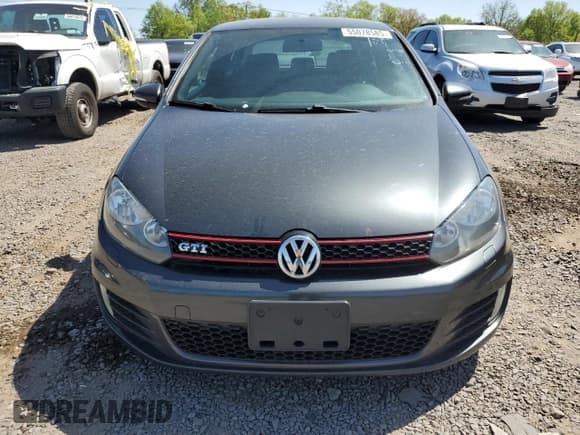 ✅ 2013 Volkswagen Golf GTI w/Conv & Sunroof • VIN: WVWFD7AJ4DW122474 • Лот: 55078585. Опубликован ранее на Copart с пробегом 138 924 миль. Бесплатный доступ к архиву аукционных продаж из США и подробный отчёт об истории автомобиля на DreamBid. Изображение 5.