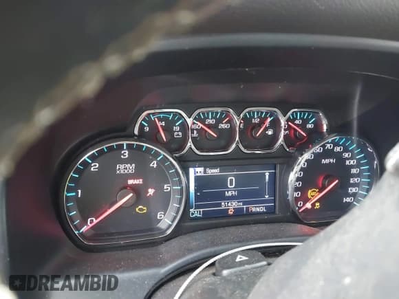 ✅ 2018 Chevrolet Silverado 1500 LT • VIN: 1GCPCREC4JF216526 • Lot: 43520727. Wystawiony na IAAI z przebiegiem 51 430 mil. Bezpłatny archiwum sprzedaży aukcyjnych z USA i szczegółowy raport historii pojazdu na DreamBid. Zdjęcie 7.