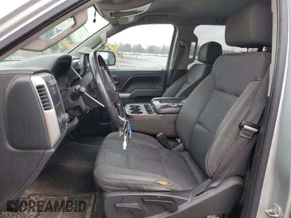 ✅ 2015 Chevrolet Silverado 2500HD LT • VIN: 1GC1CVEG6FF577751 • Lot: 46105205. Wystawiony na Copart z przebiegiem 226 829 mil. Bezpłatny archiwum sprzedaży aukcyjnych z USA i szczegółowy raport historii pojazdu na DreamBid. Zdjęcie 7.