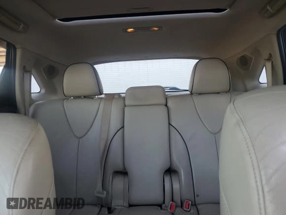 ✅ 2010 Toyota Venza • VIN: 4T3BK3BB1AU045528 • Lot: 86554145. Wystawiony na Copart z przebiegiem 171 326 mil. Bezpłatny archiwum sprzedaży aukcyjnych z USA i szczegółowy raport historii pojazdu na DreamBid. Zdjęcie 10.