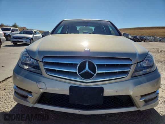✅ 2012 Mercedes-Benz C 300 Sport • VIN: WDDGF8BB7CA697469 • Lot: 90234095. Listed on Copart with 122,653 mi. Free auction sales archive from the USA and detailed vehicle history report at DreamBid. Image 5.