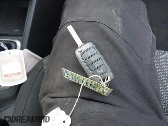 ✅ 2020 Hyundai Accent SE • VIN: 3KPC24A62LE115843 • Лот: 41489067. Опубликован ранее на IAAI с пробегом 90 204 миль. Бесплатный доступ к архиву аукционных продаж из США и подробный отчёт об истории автомобиля на DreamBid. Изображение 11.