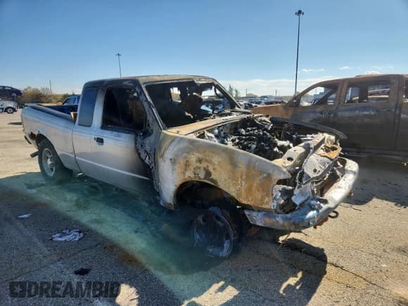 ✅ 2003 Ford Ranger XL Fleet • VIN: 1FTZR45E23PB21617 • Lot: 91007405. Listed on Copart with Not provided. Free auction sales archive from the USA and detailed vehicle history report at DreamBid. Image 4.