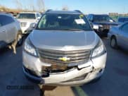 ✅ 2017 Chevrolet Traverse LT • VIN: 1GNKVGKD7HJ278894 • Lot: 43542365. Wystawiony na IAAI z przebiegiem 134 882 mil. Bezpłatny archiwum sprzedaży aukcyjnych z USA i szczegółowy raport historii pojazdu na DreamBid. Zdjęcie 12.