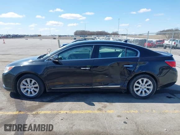 ✅ 2013 Buick LaCrosse Leather • VIN: 1G4GC5ER4DF256294 • Lot: 41924078. Listed on IAAI with 158,402 mi. Free auction sales archive from the USA and detailed vehicle history report at DreamBid. Image 14.