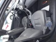 ✅ 2013 Hyundai Elantra GLS • VIN: 5NPDH4AE3DH287466 • Lot: 43649862. Listed on IAAI with 139,849 mi. Free auction sales archive from the USA and detailed vehicle history report at DreamBid. Image 5.