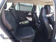 ✅ 2022 Lincoln Aviator Reserve • VIN: 5LM5J7XC4NGL15192 • Lot: 63620513. Listed on Copart with 5,576 mi. Free auction sales archive from the USA and detailed vehicle history report at DreamBid. Image 10.