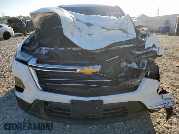 ✅ 2022 Chevrolet Traverse LT Cloth • VIN: 1GNERGKWXNJ157677 • Lot: 81577725. Wystawiony na Copart z przebiegiem 41 836 mil. Bezpłatny archiwum sprzedaży aukcyjnych z USA i szczegółowy raport historii pojazdu na DreamBid. Zdjęcie 5.