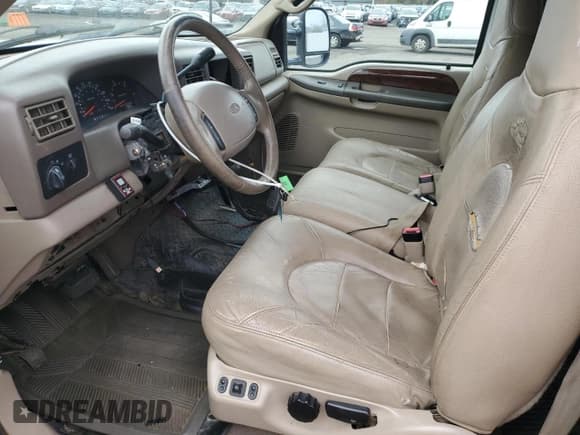 ✅ 2000 Ford F-350 XL • VIN: 1FTSW31FXYEA87819 • Лот: 49783485. Опубликован ранее на Copart с пробегом 244 751 миль. Бесплатный доступ к архиву аукционных продаж из США и подробный отчёт об истории автомобиля на DreamBid. Изображение 7.