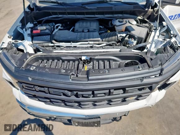 ✅ 2025 Chevrolet Silverado 1500 • VIN: 1GCRKAEK0SZ198062 • Лот: 70900665. Опубликован ранее на Copart с пробегом 7 584 миль. Бесплатный доступ к архиву аукционных продаж из США и подробный отчёт об истории автомобиля на DreamBid. Изображение 11.