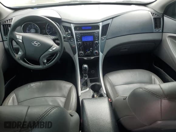 ✅ 2012 Hyundai Sonata GLS • VIN: 5NPEB4AC5CH480561 • Lot: 84977965. Listed on Copart with 204,980 mi. Free auction sales archive from the USA and detailed vehicle history report at DreamBid. Image 8.