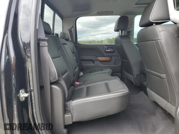 ✅ 2018 Chevrolet Silverado 1500 High Country • VIN: 3GCUKTEJ8JG503707 • Лот: 71804854. Опубликован ранее на Copart с пробегом 94 152 миль. Бесплатный доступ к архиву аукционных продаж из США и подробный отчёт об истории автомобиля на DreamBid. Изображение 10.