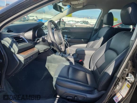 ✅ 2019 Subaru Outback Limited • VIN: 4S4BSEJC0K3273381 • Лот: 84928565. Опубликован ранее на Copart с пробегом 28 718 миль. Бесплатный доступ к архиву аукционных продаж из США и подробный отчёт об истории автомобиля на DreamBid. Изображение 7.