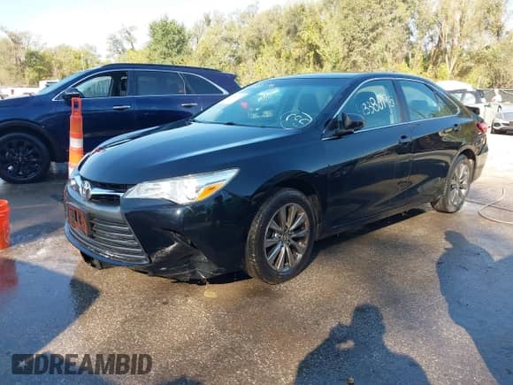 2017 Toyota Camry XLE z VIN 4T1BF1FK3HU739790, wystawiony jako IAAI lot #43380795 z przebiegiem 98 023 mil mil oraz . Historia ofert i sprzedaży dostępna na DreamBid. Obrazek 18.