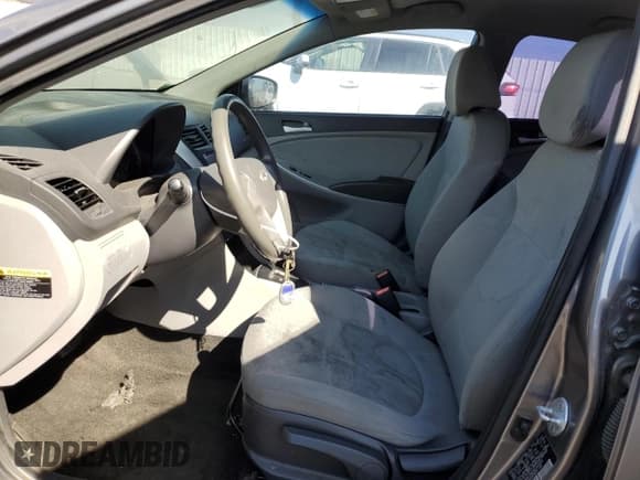 ✅ 2014 Hyundai Accent GLS • VIN: KMHCT4AE4EU633540 • Lot: 73997104. Wystawiony na Copart z przebiegiem Nie podano. Bezpłatny archiwum sprzedaży aukcyjnych z USA i szczegółowy raport historii pojazdu na DreamBid. Zdjęcie 7.