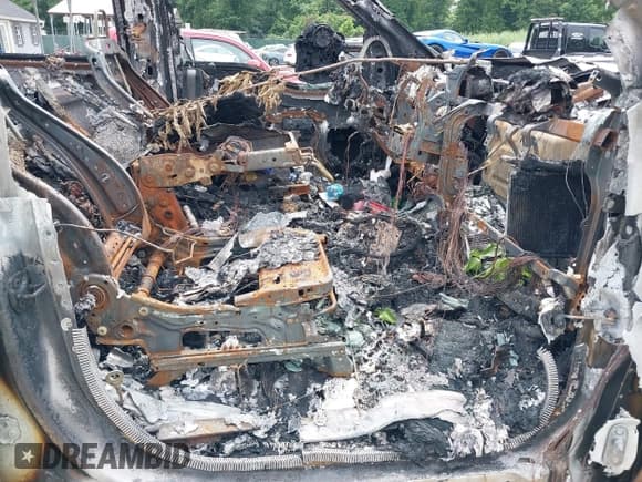 ✅ 2018 Ford F-250 XLT • VIN: 1FT7W2B69JEC75428 • Lot: 42708548. Listed on IAAI with Not provided. Free auction sales archive from the USA and detailed vehicle history report at DreamBid. Image 5.