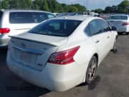 ✅ 2013 Nissan Altima SL • VIN: 1N4AL3AP2DN553160 • Lot: 42706882. Listed on IAAI with 215,539 mi. Free auction sales archive from the USA and detailed vehicle history report at DreamBid. Image 4.