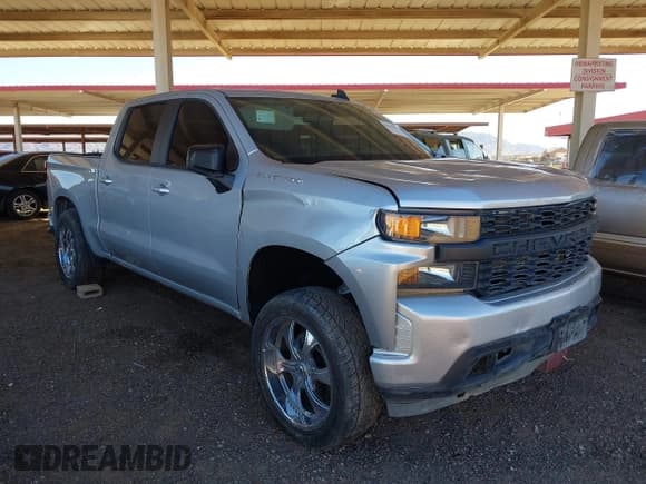 ✅ 2019 Chevrolet Silverado 1500 RST • VIN: 1GCUYEED6KZ148803 • Lot: 43494494. Wystawiony na IAAI z przebiegiem Nie podano. Bezpłatny archiwum sprzedaży aukcyjnych z USA i szczegółowy raport historii pojazdu na DreamBid. Zdjęcie 1.