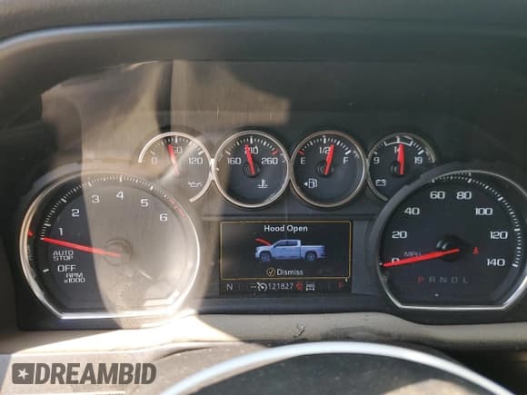 ✅ 2020 Chevrolet Silverado 1500 LT • VIN: 3GCUYDED1LG338830 • Lot: 70408964. Wystawiony na Copart z przebiegiem 121 827 mil. Bezpłatny archiwum sprzedaży aukcyjnych z USA i szczegółowy raport historii pojazdu na DreamBid. Zdjęcie 9.