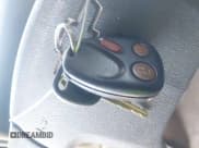 ✅ 2003 Chevrolet Silverado 2500HD LS • VIN: 1GCHC29U13E353706 • Lot: 42398034. Wystawiony na IAAI z przebiegiem 205 065 mil. Bezpłatny archiwum sprzedaży aukcyjnych z USA i szczegółowy raport historii pojazdu na DreamBid. Zdjęcie 11.