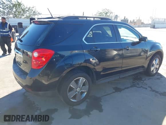2013 Chevrolet Equinox LT z VIN 2GNALDEK9D6223476, wystawiony jako IAAI lot #43587878 z przebiegiem 97 378 mil mil oraz . Historia ofert i sprzedaży dostępna na DreamBid. Obrazek 4.
