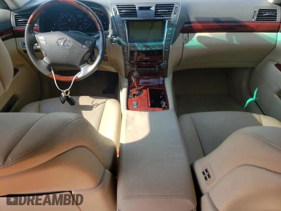 ✅ 2008 Lexus LS 460 • VIN: JTHBL46F185079632 • Lot: 60207065. Listed on Copart with 128,488 mi. Free auction sales archive from the USA and detailed vehicle history report at DreamBid. Image 8.