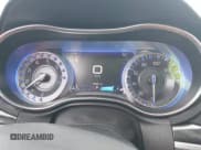 ✅ 2016 Chrysler 300 Limited • VIN: 2C3CCARG5GH213126 • Lot: 42325801. Wystawiony na IAAI z przebiegiem 180 281 mil. Bezpłatny archiwum sprzedaży aukcyjnych z USA i szczegółowy raport historii pojazdu na DreamBid. Zdjęcie 7.