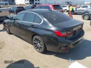 ✅ 2020 BMW 3 Series 330i • VIN: 3MW5R1J04L8B05664 • Lot: 43195890. Wystawiony na IAAI z przebiegiem 93 851 mil. Bezpłatny archiwum sprzedaży aukcyjnych z USA i szczegółowy raport historii pojazdu na DreamBid. Zdjęcie 3.