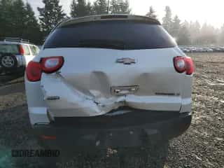 2011 Chevrolet Traverse 2LT z VIN 1GNKVJED7BJ396377, wystawiony jako Copart lot #82757015 z przebiegiem Nie podano mil oraz Szkoda całkowita • Salvage title. Historia ofert i sprzedaży dostępna na DreamBid. Obrazek 6.