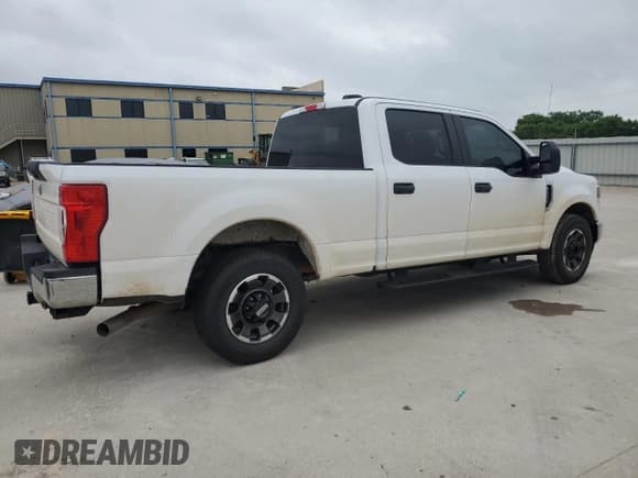 ✅ 2021 Ford F-250 XL • VIN: 1FT7W2A65MEC88246 • Lot: 54940745. Wystawiony na Copart z przebiegiem 105 506 mil. Bezpłatny archiwum sprzedaży aukcyjnych z USA i szczegółowy raport historii pojazdu na DreamBid. Zdjęcie 3.