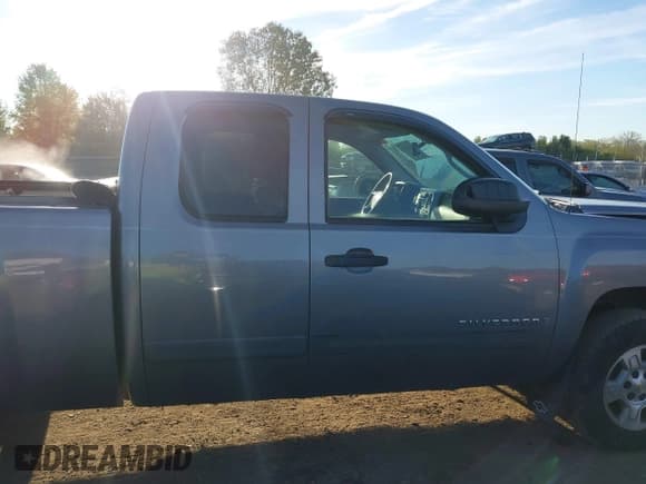 ✅ 2007 Chevrolet Silverado 1500 1LT • VIN: 2GCEC19J871568090 • Lot: 43464576. Listed on IAAI with 218,424 mi. Free auction sales archive from the USA and detailed vehicle history report at DreamBid. Image 13.