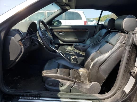 ✅ 2004 Audi S4 • VIN: WUARL48H84K900867 • Lot: 71341834. Wystawiony na Copart z przebiegiem 151 802 mil. Bezpłatny archiwum sprzedaży aukcyjnych z USA i szczegółowy raport historii pojazdu na DreamBid. Zdjęcie 7.