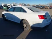 ✅ 2013 Ford Police Interceptor • VIN: 1FAHP2M89DG132381 • Lot: 41390079. Wystawiony na IAAI z przebiegiem 191 827 mil. Bezpłatny archiwum sprzedaży aukcyjnych z USA i szczegółowy raport historii pojazdu na DreamBid. Zdjęcie 3.