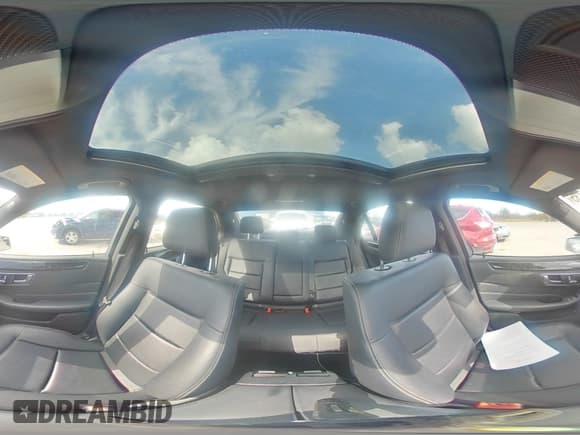 ✅ 2016 Mercedes-Benz E 350 Sport • VIN: WDDHF8JB9GB255072 • Lot: 86076735. Wystawiony na Copart z przebiegiem 101 342 mil. Bezpłatny archiwum sprzedaży aukcyjnych z USA i szczegółowy raport historii pojazdu na DreamBid. Zdjęcie 14.