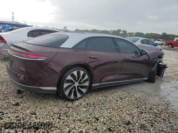 ✅ 2022 Lucid Air Grand Touring • VIN: 50EA1GBA4NA005554 • Lot: 71958165. Listed on Copart with 31,773 mi. Free auction sales archive from the USA and detailed vehicle history report at DreamBid. Image 3.