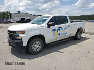 2019 Chevrolet Silverado 1500 Work Truck z VIN 1GCRWAEH5KZ329463, wystawiony jako Copart lot #66695655 z przebiegiem 71 406 mil mil oraz Szkoda całkowita • Salvage title. Historia ofert i sprzedaży dostępna na DreamBid. Obrazek 1.