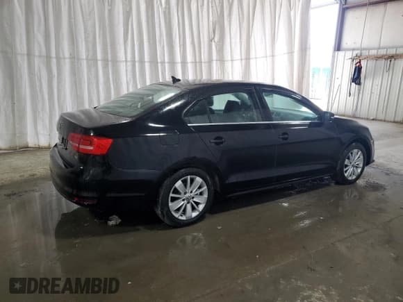 ✅ 2015 Volkswagen Jetta SE • VIN: 3VWD17AJ3FM282409 • Lot: 47864745. Listed on Copart with 86,037 mi. Free auction sales archive from the USA and detailed vehicle history report at DreamBid. Image 3.