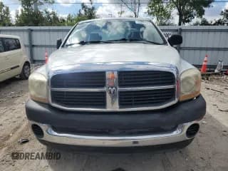 ✅ 2006 Dodge 1500 ST • VIN: 1D7HA18N76S653157 • Лот: 72517324. Опубликован ранее на Copart с пробегом 152 967 миль. Бесплатный доступ к архиву аукционных продаж из США и подробный отчёт об истории автомобиля на DreamBid. Изображение 5.