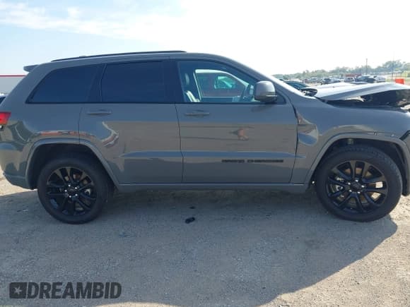 ✅ 2021 Jeep Grand Cherokee Laredo E • VIN: 1C4RJEAG6MC714409 • Lot: 43524968. Listed on IAAI with 62,470 mi. Free auction sales archive from the USA and detailed vehicle history report at DreamBid. Image 13.