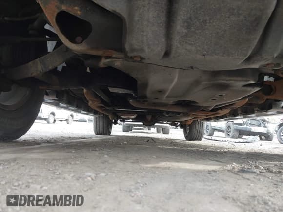 ✅ 2004 Chevrolet Suburban Z71 • VIN: 3GNFK16ZX4G103404 • Лот: 42100161. Опубликован ранее на IAAI с пробегом 321 012 миль. Бесплатный доступ к архиву аукционных продаж из США и подробный отчёт об истории автомобиля на DreamBid. Изображение 6.