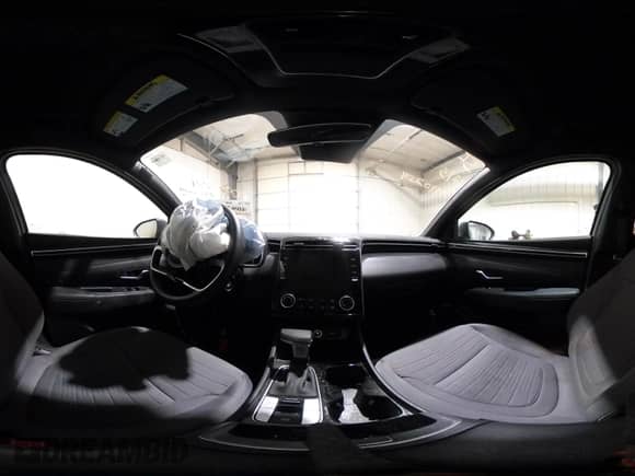 2024 Hyundai Santa Cruz SE with VIN 5NTJADDE7RH108941, listed as a IAAI auction lot 40990254 with 7,461 mi miles and . Bid and sale history available at DreamBid. Image 19.