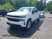 ✅ 2022 Chevrolet Silverado 1500 Custom • VIN: 3GCPYBEK4NG189834 • Lot: 42136171. Wystawiony na IAAI z przebiegiem 95 440 mil. Bezpłatny archiwum sprzedaży aukcyjnych z USA i szczegółowy raport historii pojazdu na DreamBid. Zdjęcie 19.