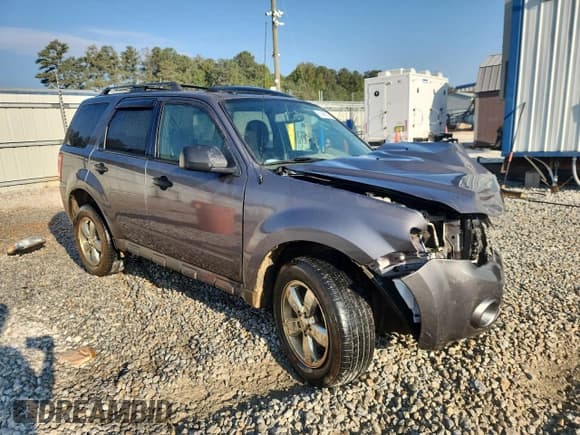 ✅ 2012 Ford Escape XLT • VIN: 1FMCU0DG4CKB71119 • Лот: 81465635. Опубликован ранее на Copart с пробегом 118 069 миль. Бесплатный доступ к архиву аукционных продаж из США и подробный отчёт об истории автомобиля на DreamBid. Изображение 4.